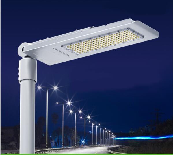 streetlight.jpg streetlight.jpg